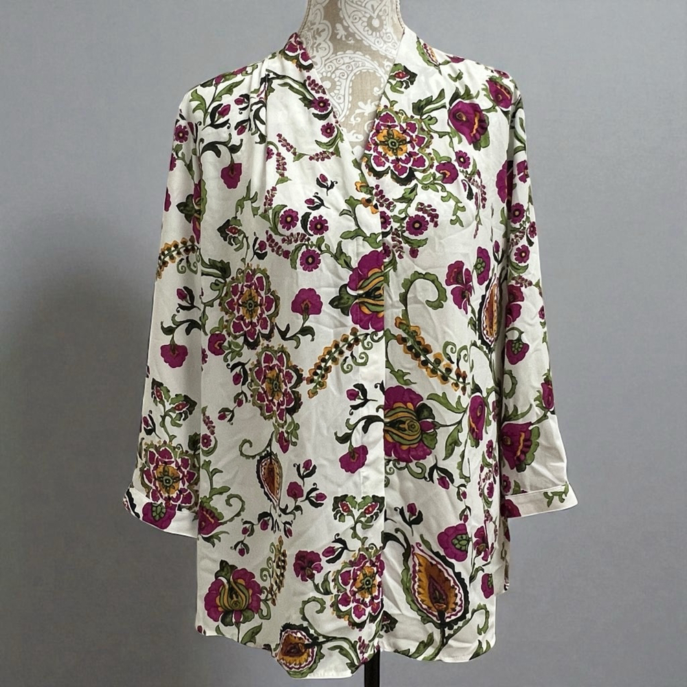 Investments Woman Blouse White Floral Paisley Print 3/4 Sleeve Button Cuff 1X